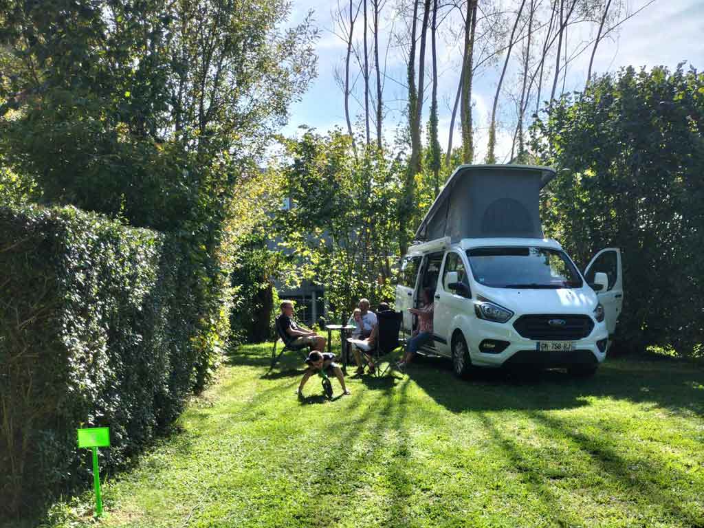 emplacements camping-cars loue sarthe