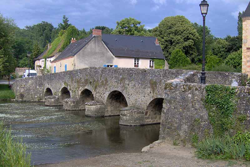 Le Village d'Asnières-sur-Vègre